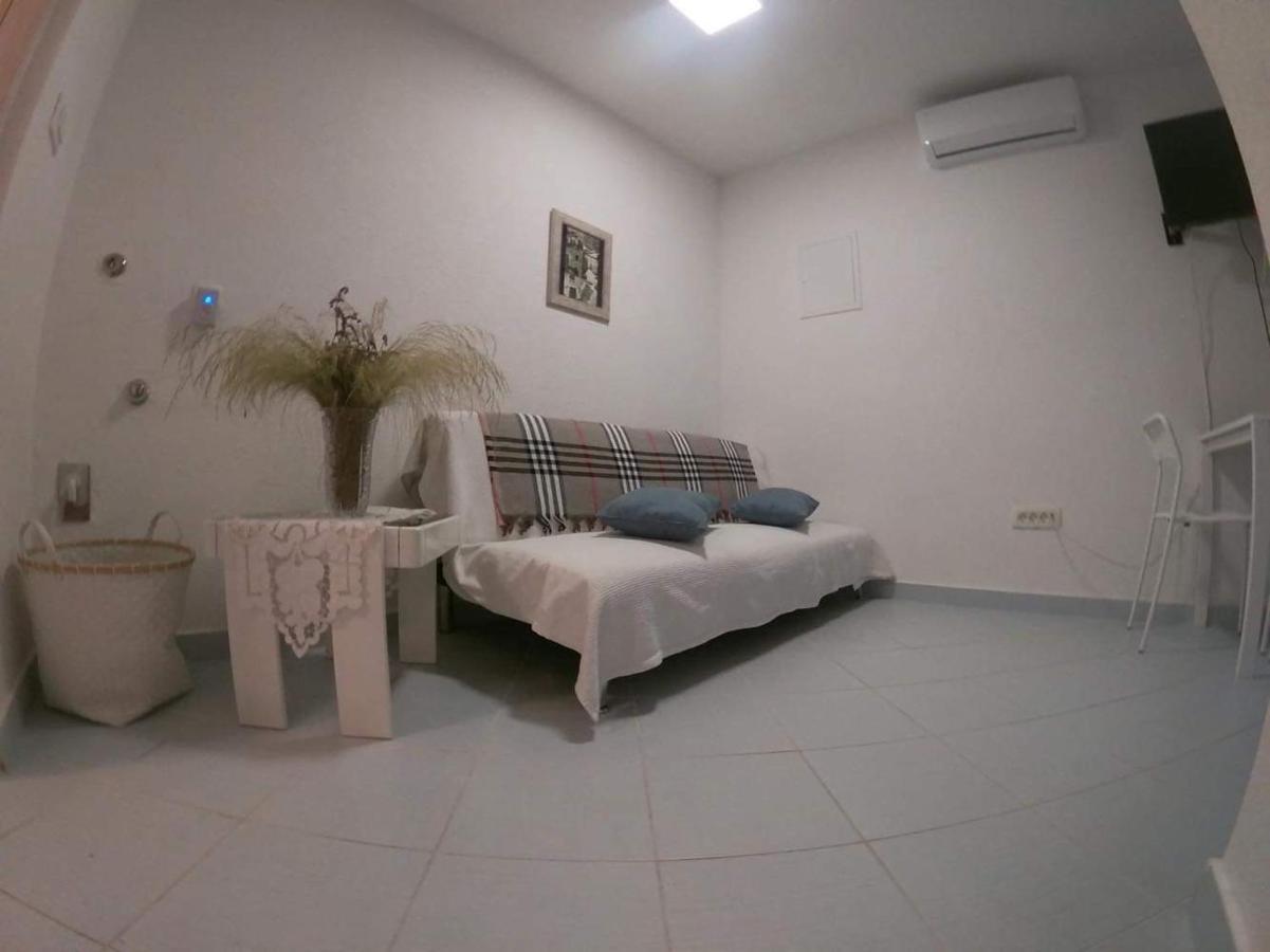 Apartmani Kate Stari Grad Kültér fotó