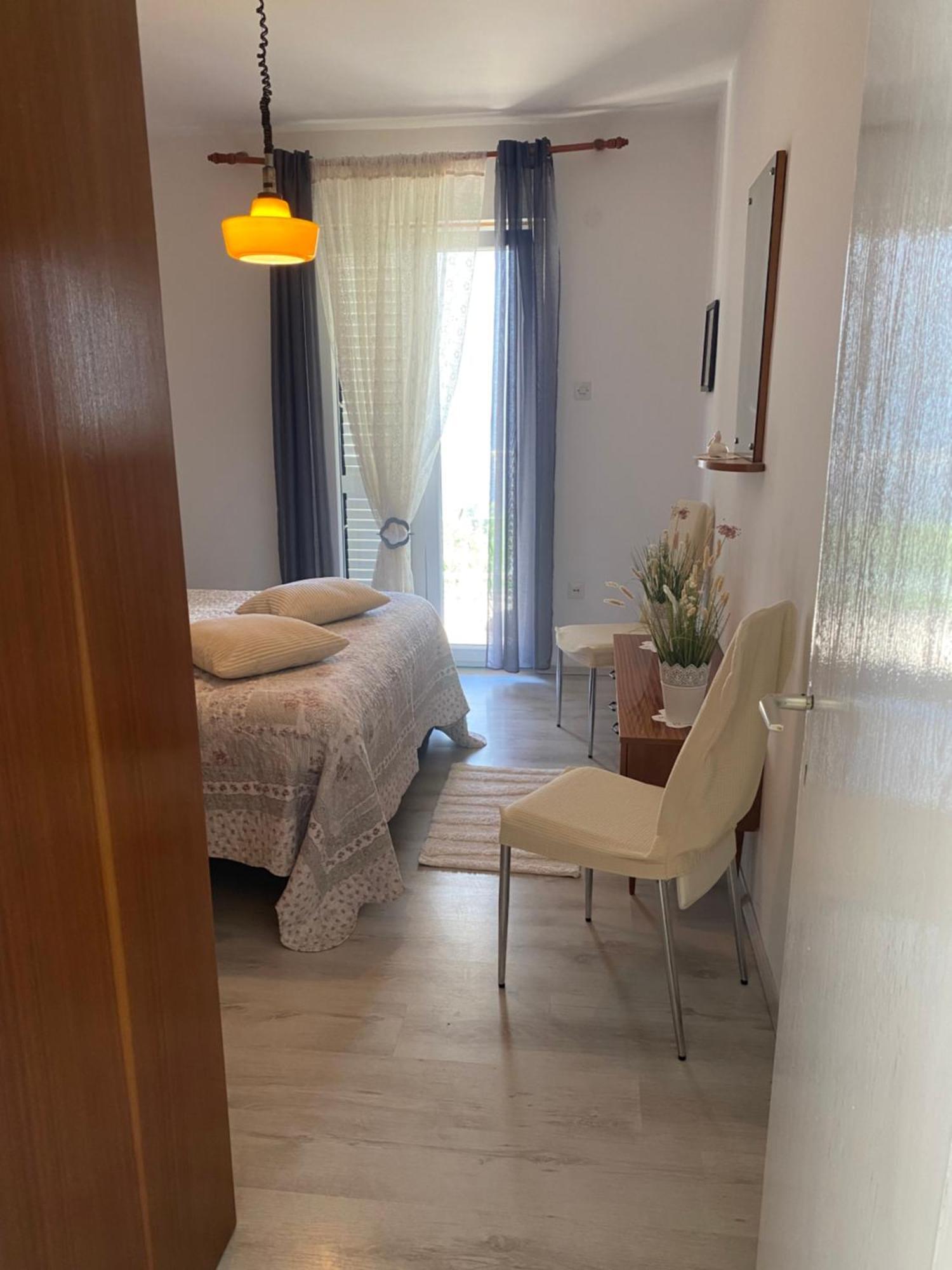 Apartmani Kate Stari Grad Kültér fotó