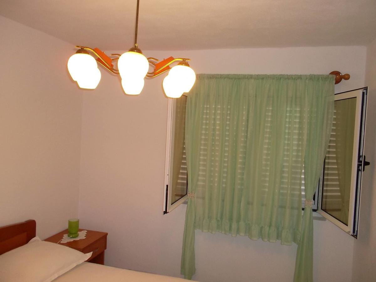Apartmani Kate Stari Grad Kültér fotó