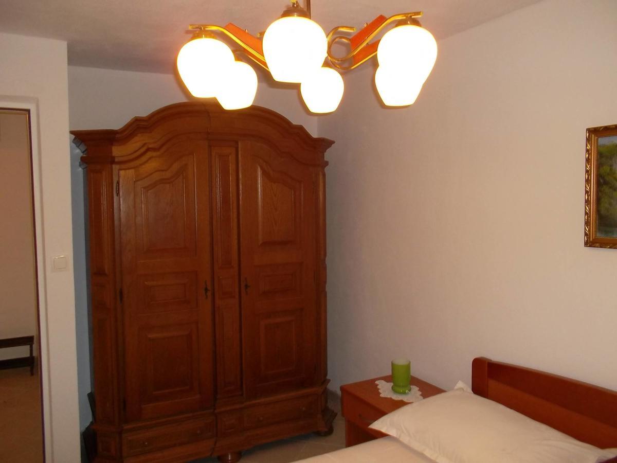 Apartmani Kate Stari Grad Kültér fotó